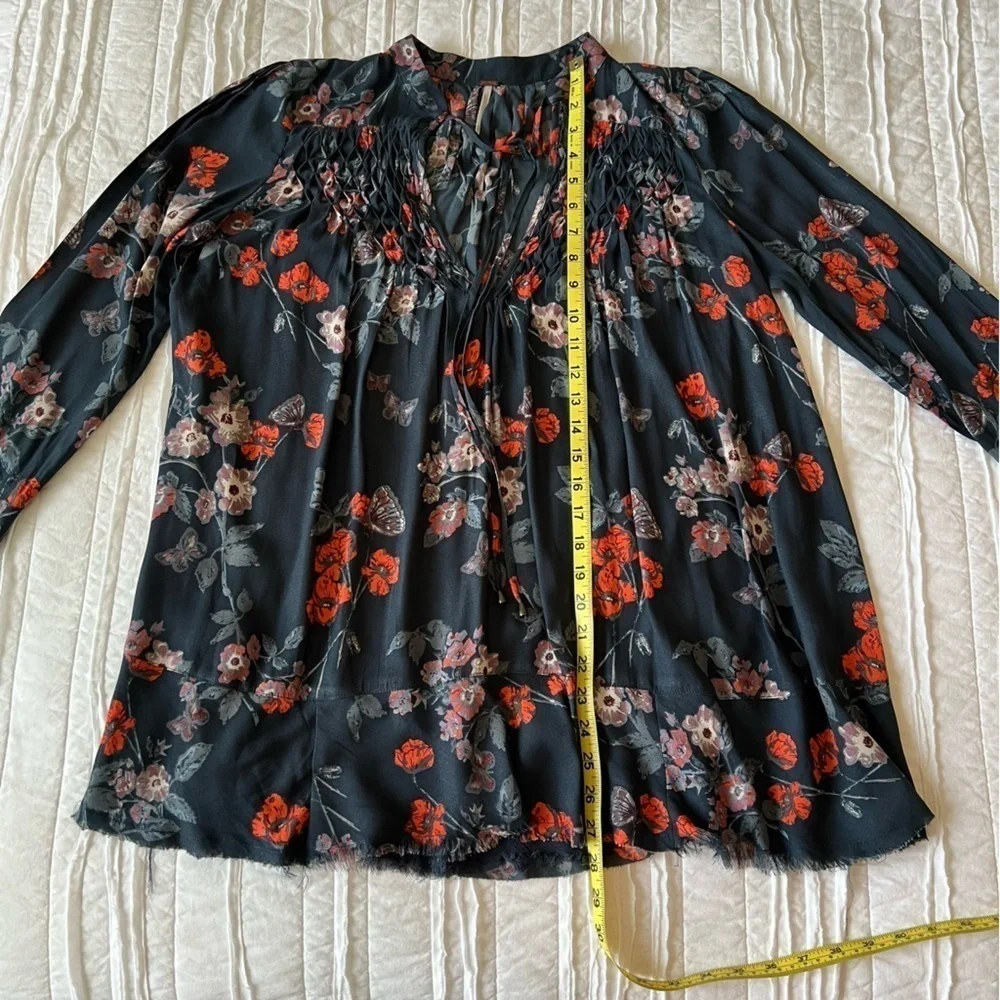 2/$30 Free People Boho So Fine Smocked Floral Long Sleeve Tunic Top SZ XS